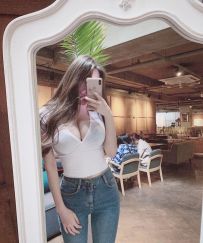 火辣性感酒促小姐 妍妍  163.47.E.27歲