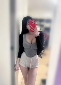 🍒妮漫 167.50.E.25歲高挑長腿美乳正妹 身材好