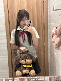 幼齒高中生：小滿 158.B.18歲.46kg