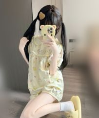 可愛小蘿莉身材水嫩多汁:小C 156.B+.20.45kg