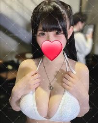 #台中童顔巨乳：小童 160. 47kg.E+23歲配合度高  舌吻 69  做愛 殘廢澡