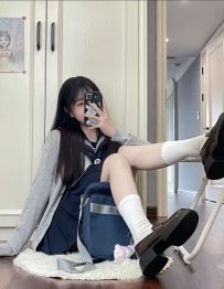 七七 158cm 44kg B 20歲 （特價6000）