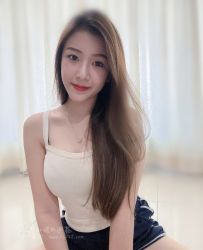 OL長腿妹妹，身材很讚安潔  165  C   25歲 無套口交 深喉 舌吻 69 冰火五重天 女友fu