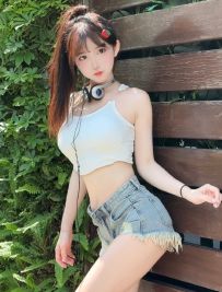 騷貨愛舔穴緊的雞疼買一送一163 47KG D  22歲