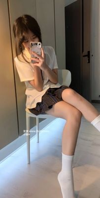 景文學生妹線美鮑無毛乾淨沙沙 155 C 44 19歲