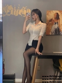 臺南兼職E奶優米48kg勾火眼神 能讓你秒射的口技