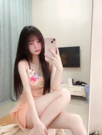 甜美小妖精：可嫣 162-23歲-C奶-43kg